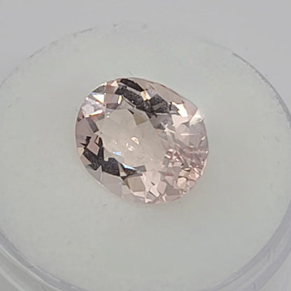4.29ct ETW Earth-Mined Morganite – Oval Cut