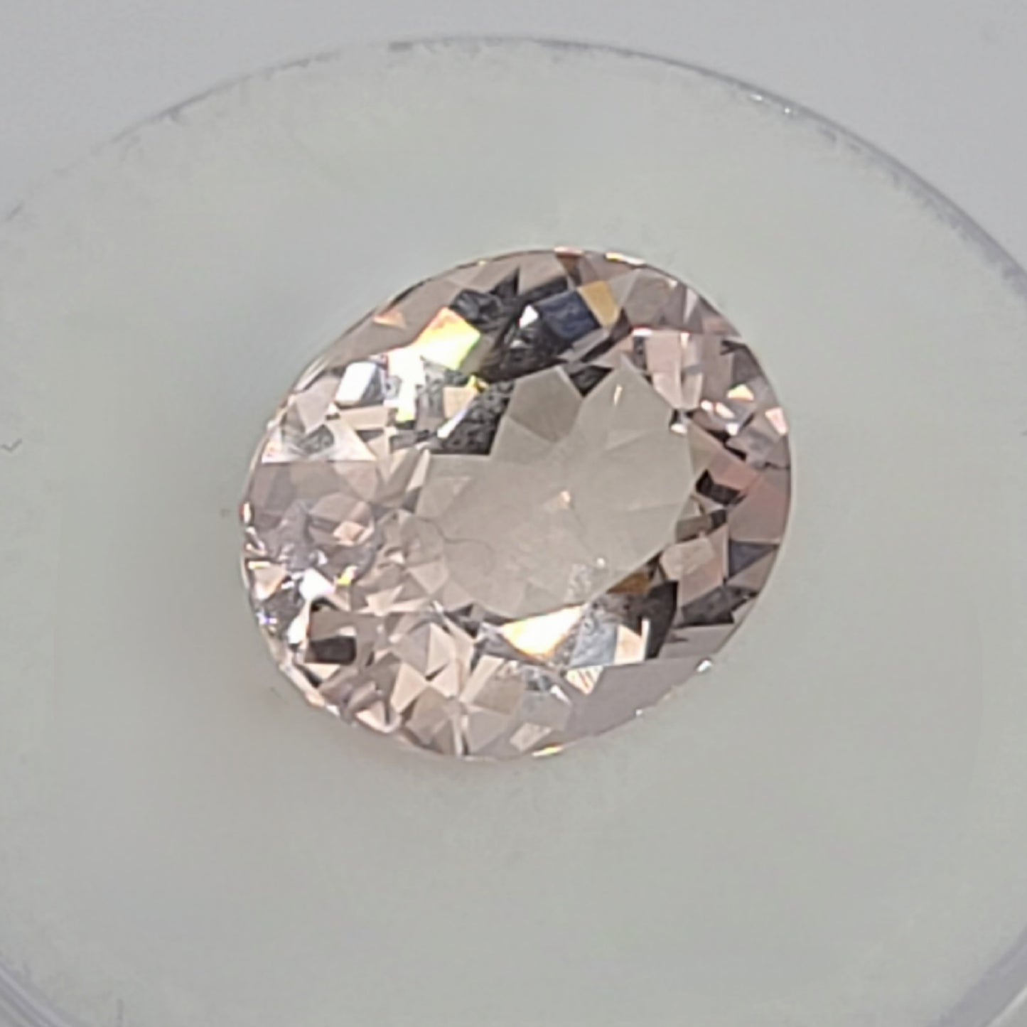 4.29ct ETW Earth-Mined Morganite – Oval Cut