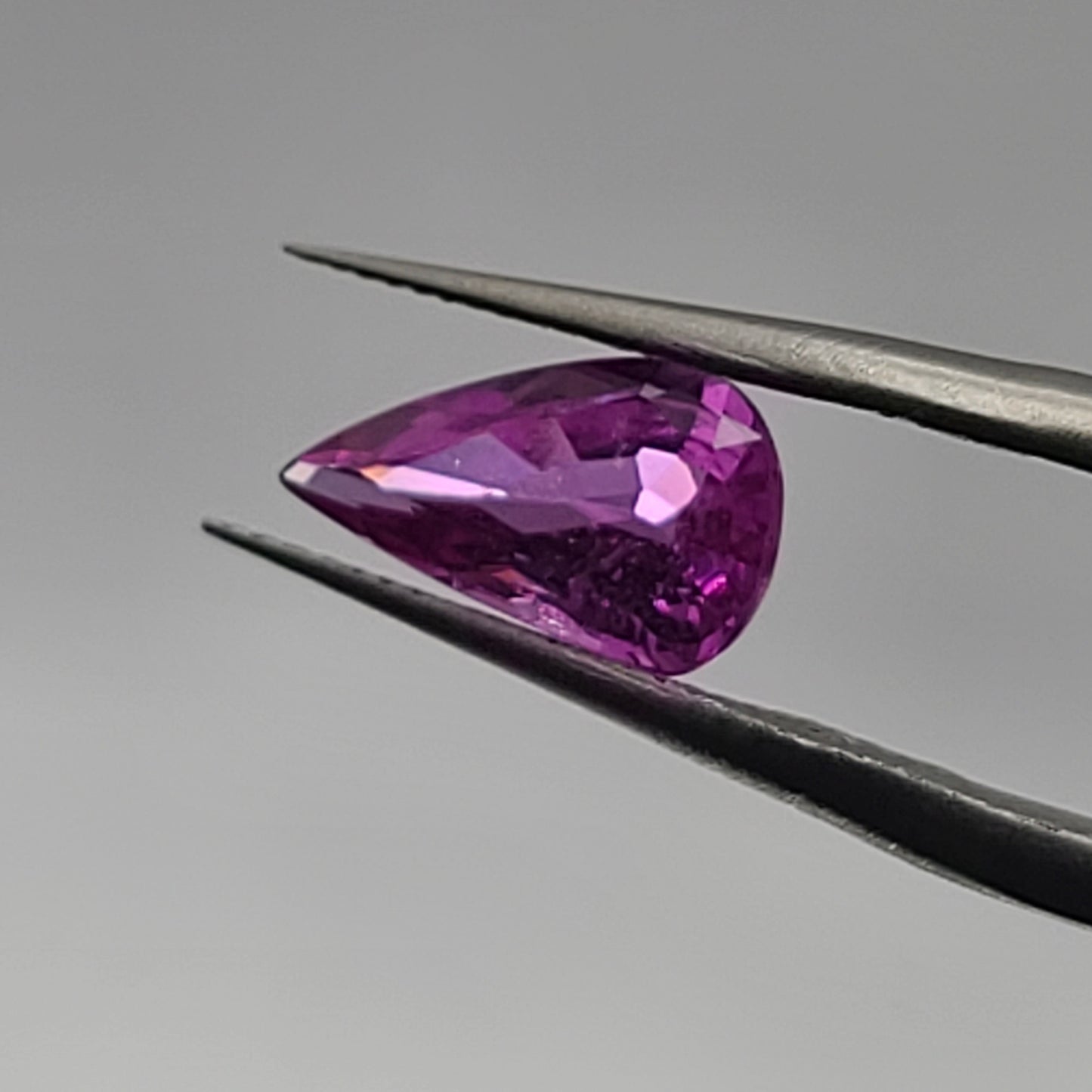 1.67ct ETW Earth-Mined Pink Sapphire – Modified Pear Cut - GIA Gemological Report