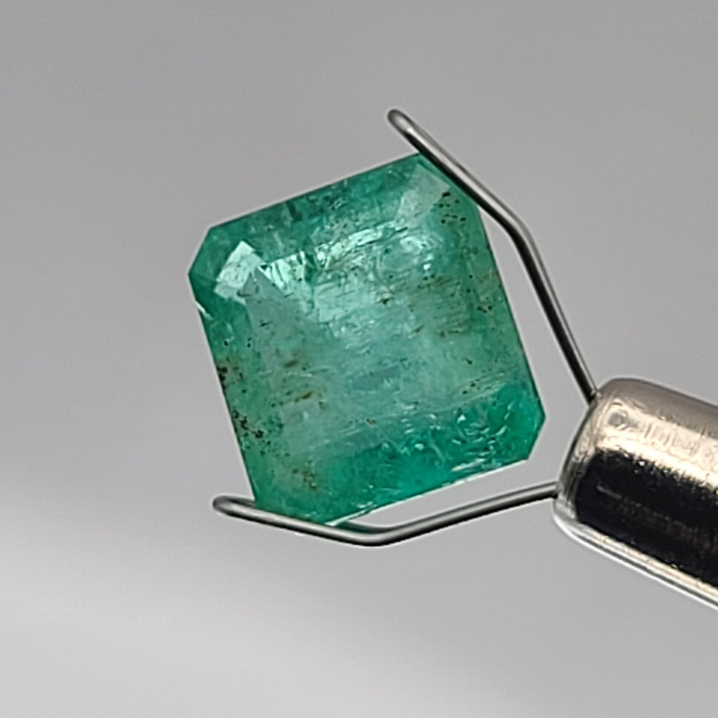 2.91ct ETW Earth-Mined Emerald – Emerald Cut