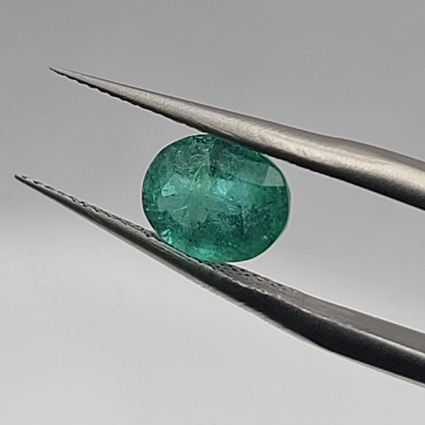 1.31ct ETW Earth-Mined Zambian Emerald – Oval Cut