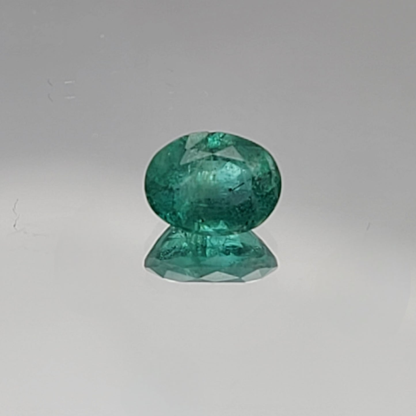 1.31ct ETW Earth-Mined Zambian Emerald – Oval Cut
