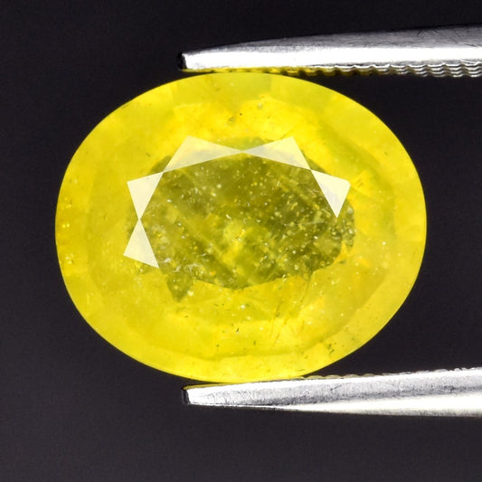 3.66ct Earth-Mined Yellow Sapphire – Oval Cut