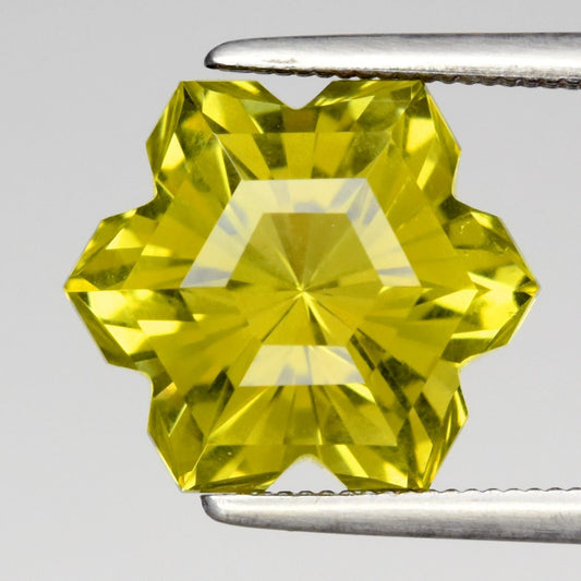 4.30ct ETW Olive Quartz Gemstone – Snowflake Cut