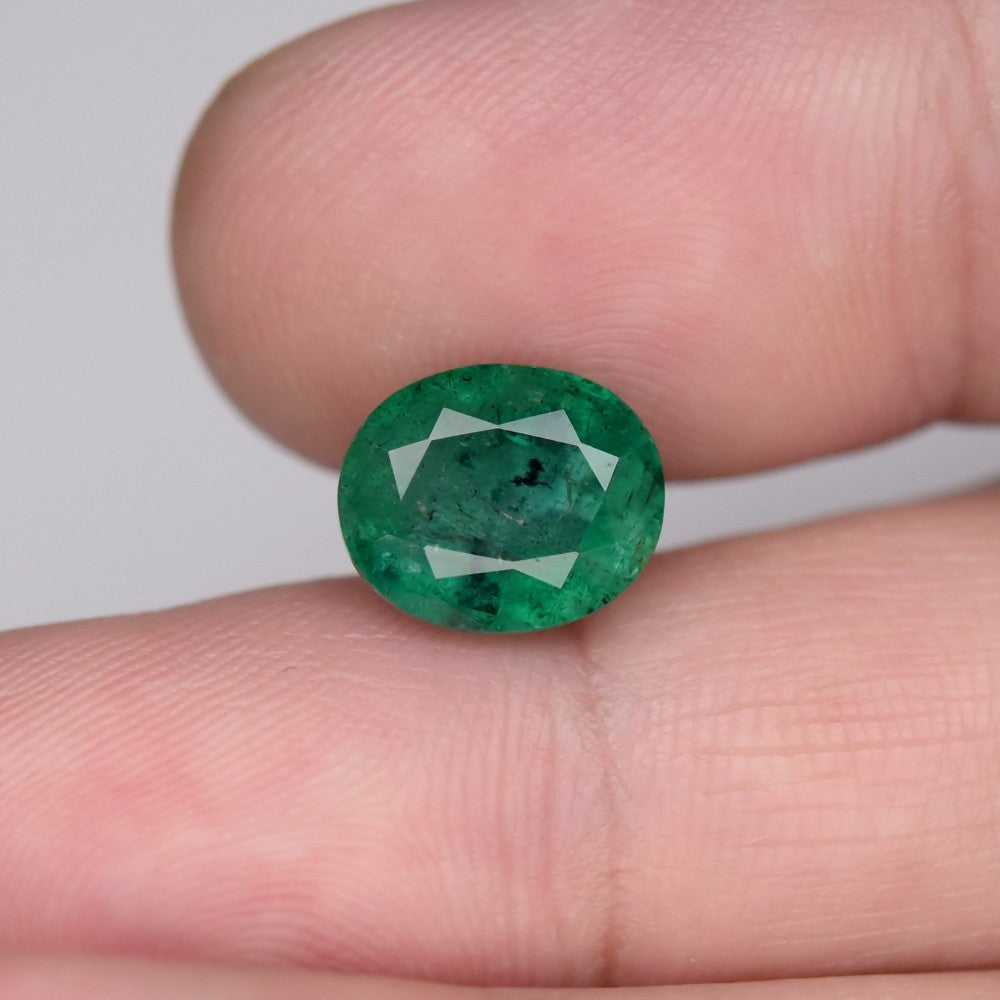 4.41ct ETW Earth-Mined Green Emerald – Oval Cut