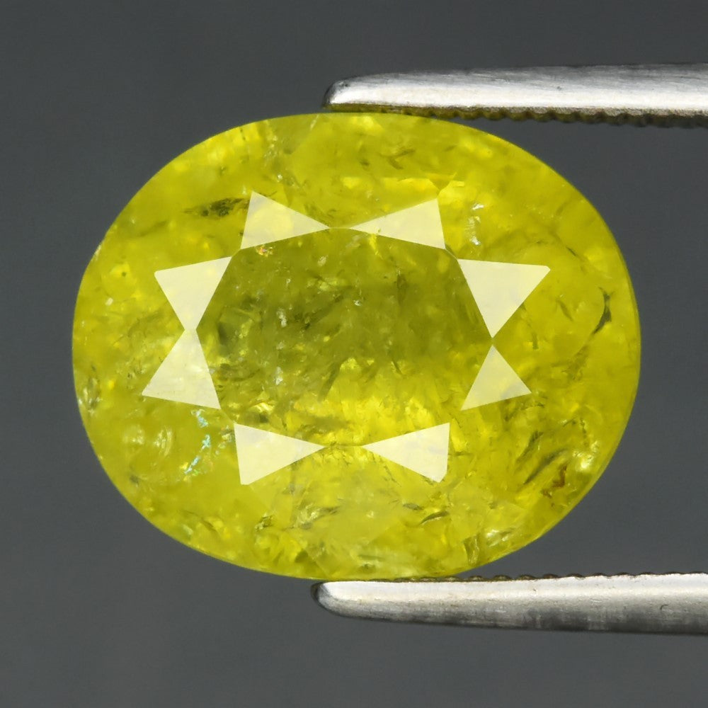 5.26ct ETW Yellowish Green Grossular Garnet Gemstone – Oval Cut