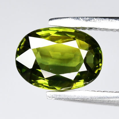 1.17ct 7x5mm VS Oval Natural Green Sapphire - Heated, Thailand Gemstone