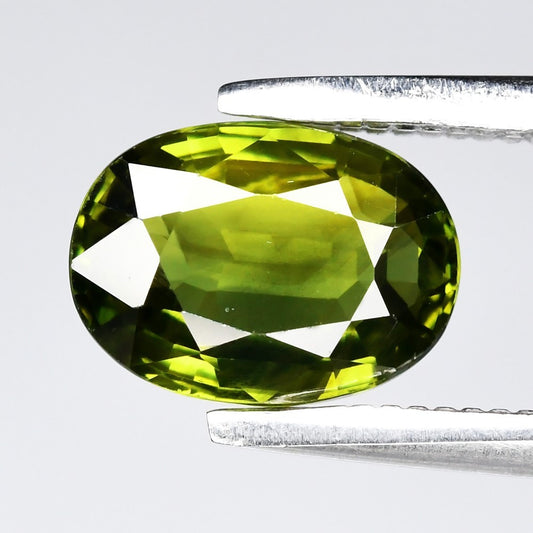 1.17ct 7x5mm VS Oval Natural Green Sapphire - Heated, Thailand Gemstone