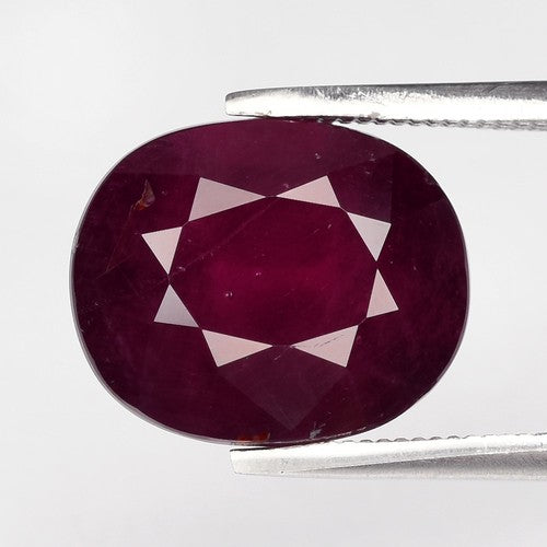 6.26ct ETW Earth-Mined Reddish Purple Rhodolite Garnet – Oval Cut, Unheated