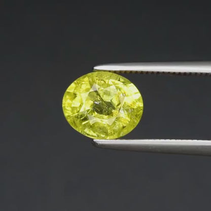 1.49ct ETW Yellowish Green Grossular Garnet Gemstone – Oval Cut