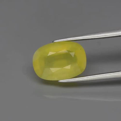 2.41ct ETW Yellow Opal Gemstone – Cushion Cut