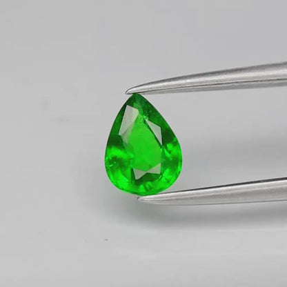0.50ct ETW Green Tsavorite Garnet Gemstone – Pear Cut