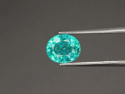 1.9ct ETW Blue Apatite Gemstone - Oval Cut