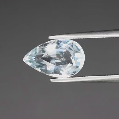 3.21ct ETW Light Blue Aquamarine Gemstone – Pear Cut