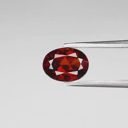 2.43ct ETW Orangish Red Spessartite Garnet Gemstone – Oval Cut