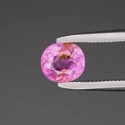 0.99ct ETW Magenta Blossom Spinel Gemstone – Oval Cut