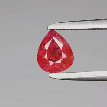 1.01ct ETW Orangish Pink Sapphire Gemstone - Pear Cut - DISCOUNTED