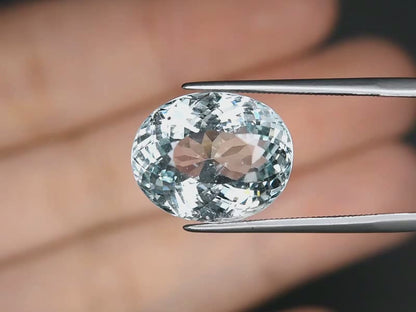 10.27ct ETW Aquamarine Gemstone - Unheated - Oval Cut
