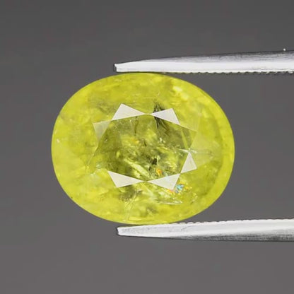 6.11ct Earth-Mined Yellowish Green Mali Grossular Garnet – Oval Cut, Unheated