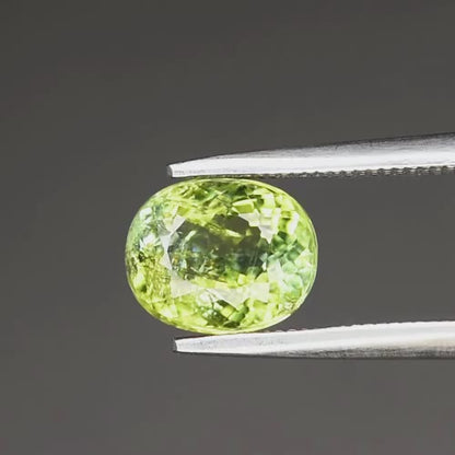 1.61ct ETW Green Tourmaline Gemstone – WITH RAINBOW! - Oval Cut