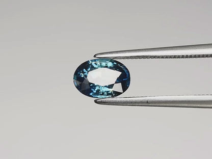 1.04ct ETW Greenish Blue Ceylon Sapphire - Oval Cut