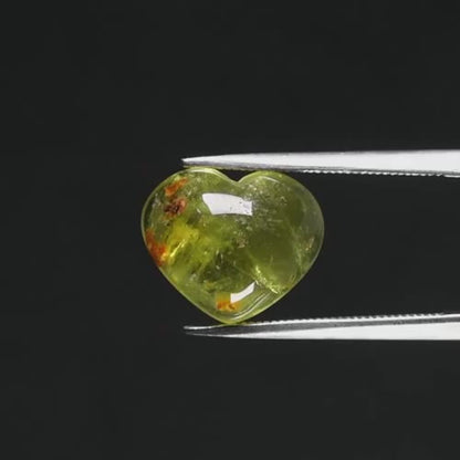 4.63ct 12.5x10.5mm Heart Cabochon Natural Green Beryl - Brazil Gemstone