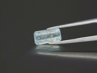 1.31ct ETW Blue Paraiba Tourmaline Gemstone – Oval Cut