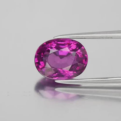 2.97ct ETW Purplish Pink Rhodolite Garnet Gemstone – Oval Cut
