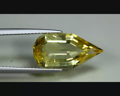 5.30ct ETW Earth-Mined Yellow Heliodor Beryl – Fancy Cut, Unheated
