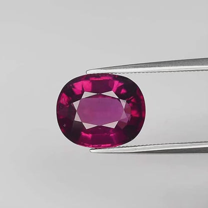 5.70ct ETW Purplish Pink Rhodolite Garnet Gemstone – Oval Cut