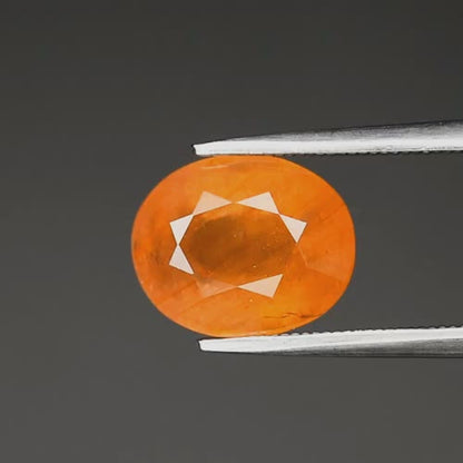 5.63ct ETW Orange Sapphire Gemstone – Oval Cut