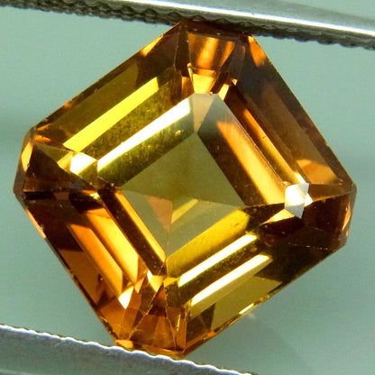 6.85ct ETW Apricot Peach Topaz Gemstone – Octagon Cut