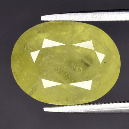 10.19ct ETW Yellowish Green Sapphire Gemstone – Oval Cut